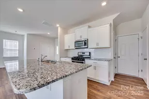 587 King Clover Ln, Clover, SC 29710 - Photo 8