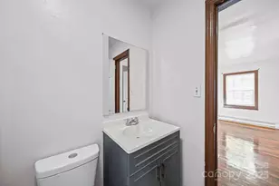 2621 Druid Hls Wy, Charlotte, NC 28206 - Photo 14