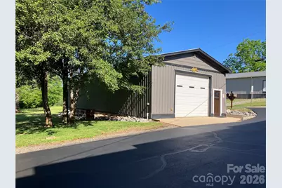 157 N Main Street, Bostic, NC 28018 - Photo 10