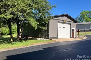 157 N Main St, Bostic, NC 28018 - Photo 10