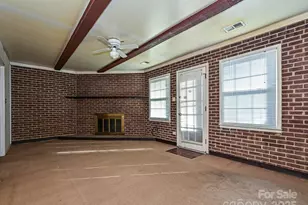 1810 Sabrina Ct, Charlotte, NC 28210 - Photo 28