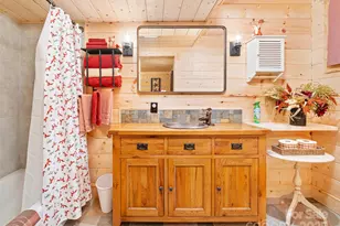 34 Mccurry Rd, Burnsville, NC 28714 - Photo 16