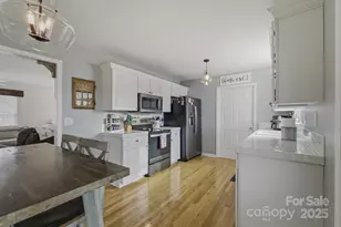 58 W Highland Ave, Granite Falls, NC 28630 - Photo 12