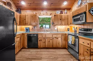 1692 Becky Mountain Rd, Brevard, NC 28712 - Photo 18