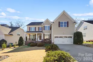 10914 Stone Bunker Dr, Mint Hill, NC 28227 - Photo 2