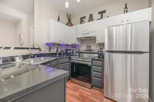 6730 Mallard Park Dr, Charlotte, NC 28262 - Photo 10