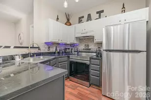 6730 Mallard Park Dr, Charlotte, NC 28262 - Photo 10