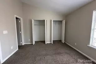 6354 Windsor Gate Ln, Charlotte, NC 28215 - Photo 12