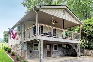 340 Mauney Cv Rd, Waynesville, NC 28786 - Photo 1