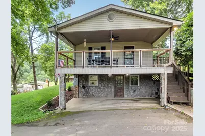 340 Mauney Cove Road, Waynesville, NC 28786 - Photo 2