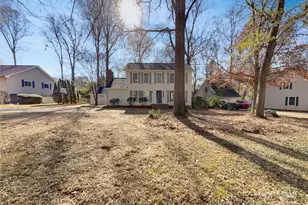 1057 Honeybee Trl, Fort Mill, SC 29715 - Photo 1