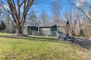 33 Fairfield Dr, Candler, NC 28715 - Photo 34