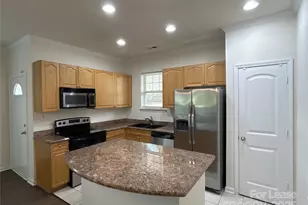 15415 St Christopher Ct, Charlotte, NC 28277 - Photo 4