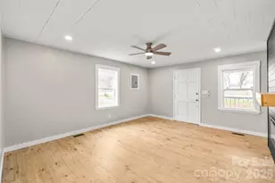 321 S Myrtle School Rd, Gastonia, NC 28052 - Photo 12