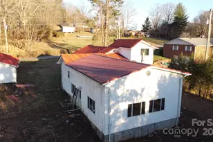 98 Lower Glady Fork Rd, Candler, NC 28715 - Photo 24