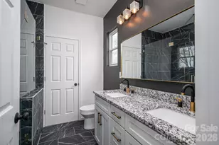 608 N Mountain St, Cherryville, NC 28021 - Photo 32