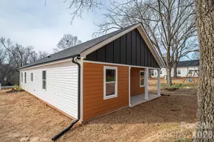 608 N Mountain St, Cherryville, NC 28021 - Photo 10