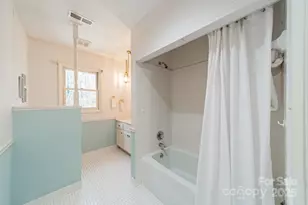 2260 Wynbourne Dr, Gastonia, NC 28056 - Photo 38