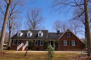 709 Woodside Dr, Kings Mountain, NC 28086 - Photo 1