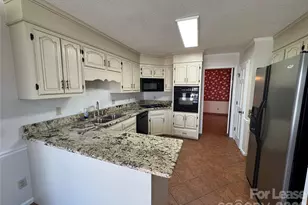 307 Fallingbrook Dr, Belmont, NC 28012 - Photo 8