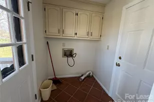 307 Fallingbrook Dr, Belmont, NC 28012 - Photo 22