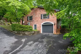 200 Allen Mountain Dr, Black Mountain, NC 28711 - Photo 4