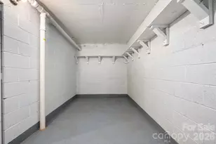 200 Allen Mountain Dr, Black Mountain, NC 28711 - Photo 36