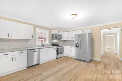 636 Central Drive NW, Concord, NC 28027 - Photo 4