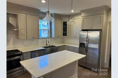 2520 Greenland Avenue, Charlotte, NC 28208 - Photo 2