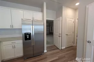 3433 Glenn Hope Wy, Matthews, NC 28104 - Photo 4