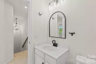 4248 Audubon Pk Dr, Charlotte, NC 28217 - Photo 24