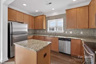 15208 Loire Valley St, Charlotte, NC 28277 - Photo 8