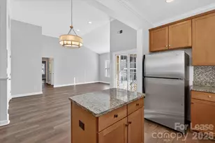 15208 Loire Valley St, Charlotte, NC 28277 - Photo 2