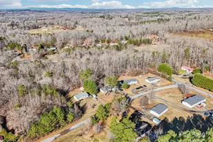 5610 Wildwood Ct, Bessemer City, NC 28016 - Photo 28