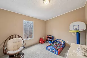 5610 Wildwood Ct, Bessemer City, NC 28016 - Photo 12