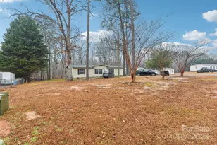 5610 Wildwood Ct, Bessemer City, NC 28016 - Photo 26