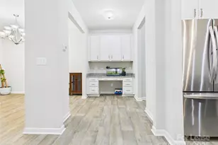 5939 River Mdw Ct, Charlotte, NC 28213 - Photo 8