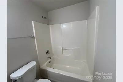 938 Plaza Walk Drive, Charlotte, NC 28215 - Photo 22