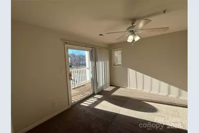 938 Plaza Walk Drive, Charlotte, NC 28215 - Photo 8