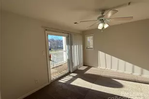 938 Plaza Walk Dr, Charlotte, NC 28215 - Photo 8