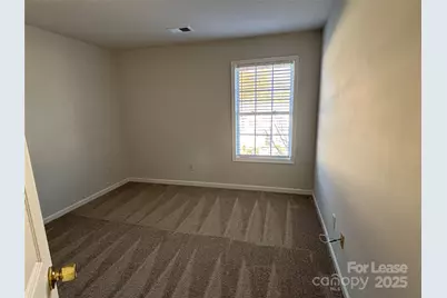 938 Plaza Walk Drive, Charlotte, NC 28215 - Photo 28