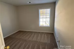 938 Plaza Walk Dr, Charlotte, NC 28215 - Photo 28