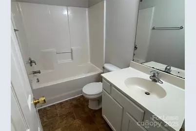 938 Plaza Walk Drive, Charlotte, NC 28215 - Photo 32