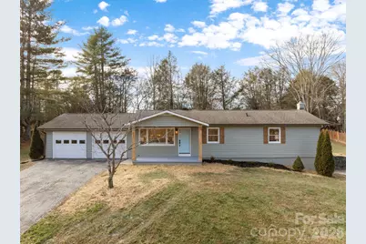 23 Coronet Lane, Hendersonville, NC 28792 - Photo 2