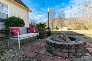 22 Ivy Gdn Dr, Candler, NC 28715 - Photo 8