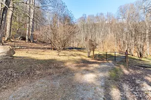481 Sugar Mountain Rd, Waynesville, NC 28785 - Photo 1
