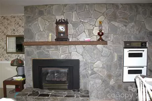 105 Woodlawn Dr, Morganton, NC 28655 - Photo 14