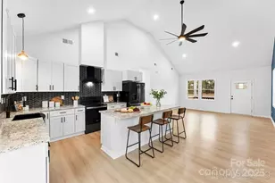 516 N Mulberry St, Cherryville, NC 28021 - Photo 8