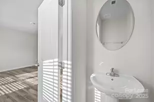 6205 Cutwater Cir, Charlotte, NC 28269 - Photo 16