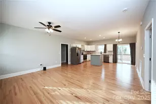 267 Jefferson Street E, York, SC 29745 - Photo 4